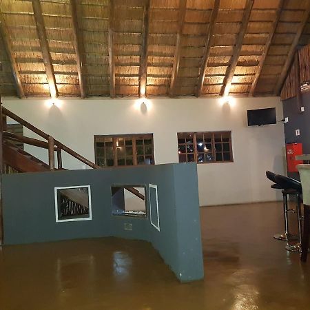 Rhulani Kruger Villa Marloth Park Bagian luar foto